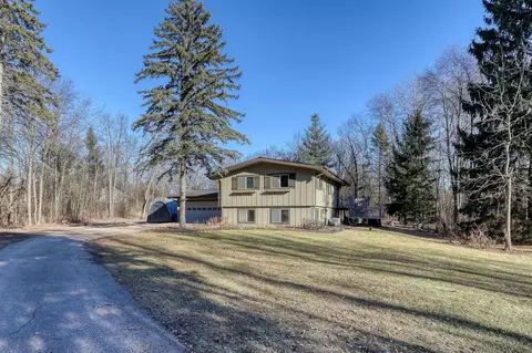 w399s3971 Fox Hl, Ottawa, WI 53118