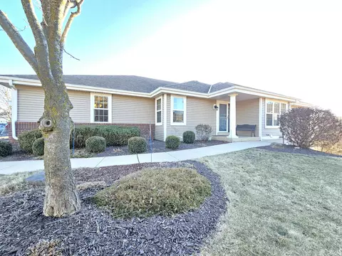632 Sandur, West Bend, WI 53095