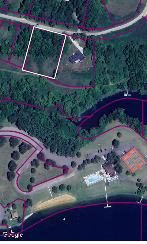 2582 E Amsterdam, La Valle, WI 53941