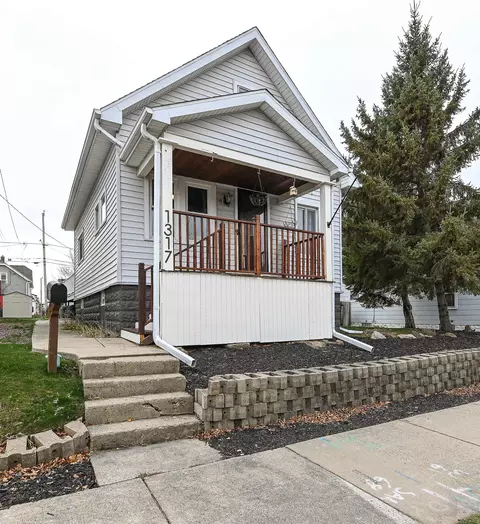 1317 Manitoba, South Milwaukee, WI 53172