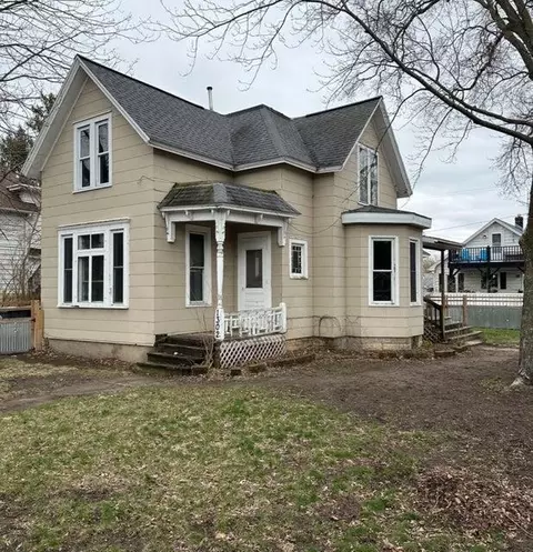 1302 Mississippi, La Crosse, WI 54601