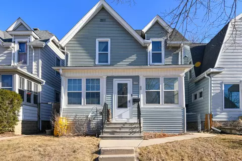 1552 S 80th, West Allis, WI 53214