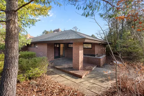 828 Green Tree, Kohler, WI 53044