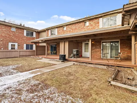 7821 N 60th #E, Milwaukee, WI 53223