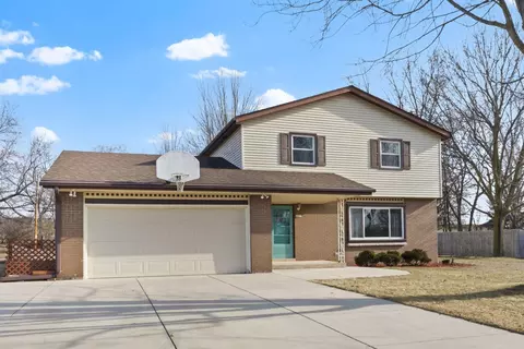 4060 S 103rd, Greenfield, WI 53228
