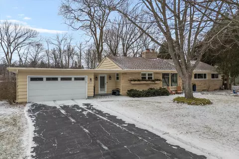 8337 N Poplar, Fox Point, WI 53217