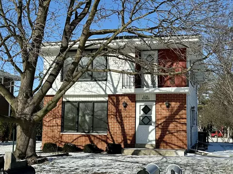 n166w20804 Parkway, Jackson, WI 53037