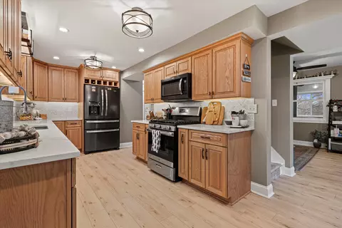 w2094 Beulah Heights Road, East Troy, WI 53120