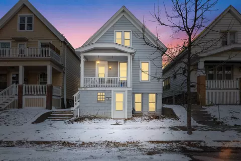 2809 N Bremen #2811, Milwaukee, WI 53212