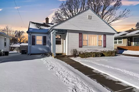 1120 Oregon, Racine, WI 53405