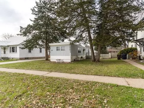 216 Lincoln, West Salem, WI 54669