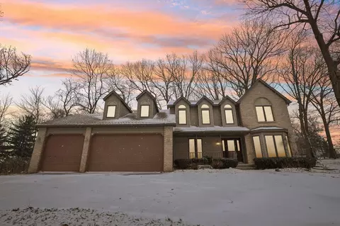 318 Maple Hts, Medina, WI 53559
