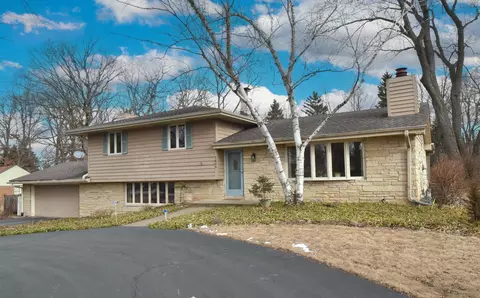 1600 Milrod, Brookfield, WI 53005