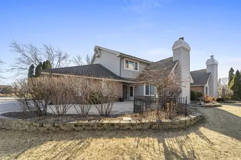 13524 W Fountain, New Berlin, WI 53151