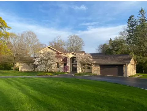 1453 E Goodrich, Fox Point, WI 53217