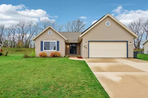 512 Parkview, Johnson Creek, WI 53038