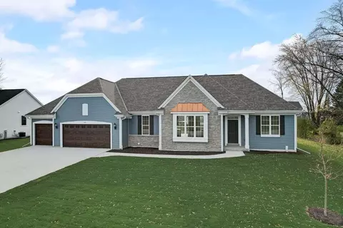 2161 Falls, Grafton, WI 53024