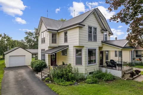 305 S Main, Cochrane, WI 54622