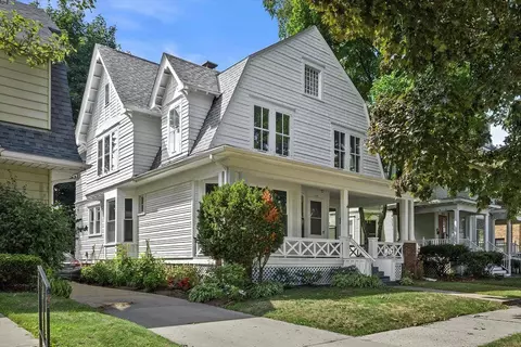 1818 College, Racine, WI 53403
