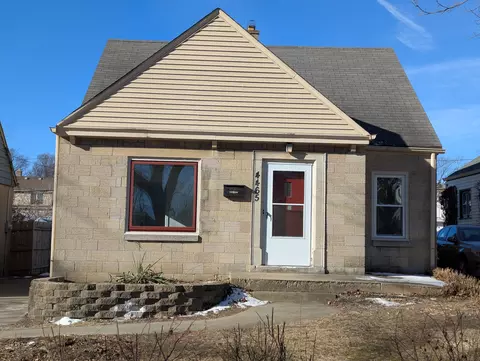 4465 S Quincy, Milwaukee, WI 53207