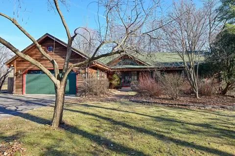 s55w29874 Windcrest, Genesee, WI 53189