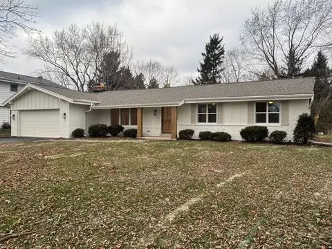 21820 Gareth, Brookfield, WI 53045