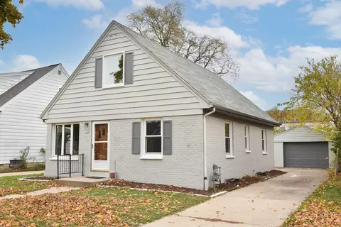 138 S 77th, Milwaukee, WI 53214