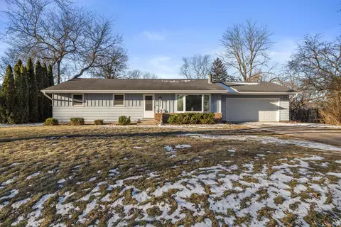 2430 Beck, Burlington, WI 53105
