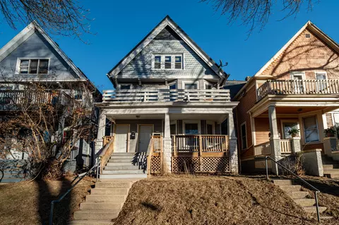 3132 N Bartlett #3134, Milwaukee, WI 53211