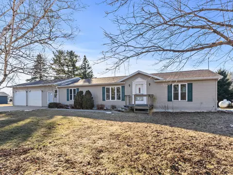 11832 Marken, Meeme, WI 53042