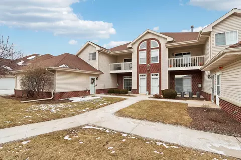 n43w32865 Rasmus #13F, Nashotah, WI 53058