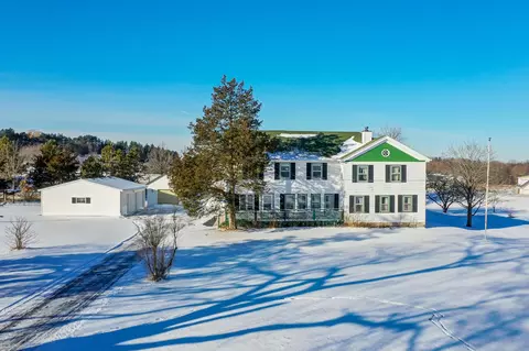 w255s6555 Ridge, Waukesha, WI 53189