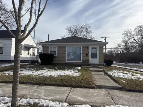 431 Wickham, Racine, WI 53405