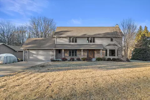 11350 W Cold Spg, Greenfield, WI 53228
