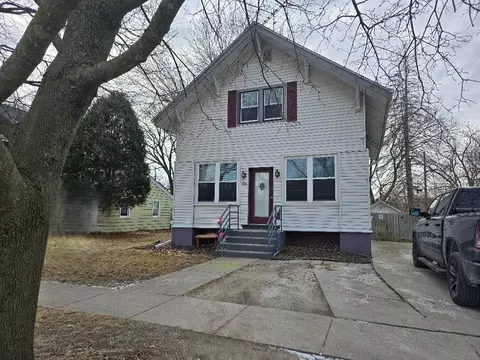 314 N Broad, Elkhorn, WI 53121