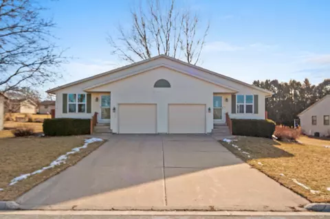 313 Pine #311, Luxemburg, WI 54217