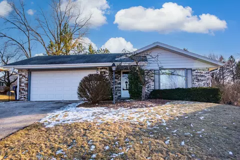 510 Oak, Slinger, WI 53086