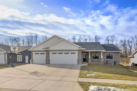 1514 Cherry, Holmen, WI 54636