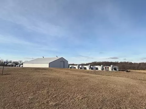 16011 Guberud Hl, Wilmington, MN 55974