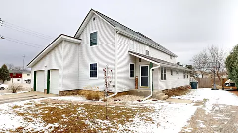948 Mulberry, Lake Mills, WI 53551