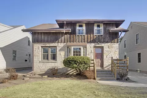 5552 N Lydell, Whitefish Bay, WI 53217