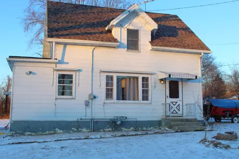 1216 Mary, Watertown, WI 53094
