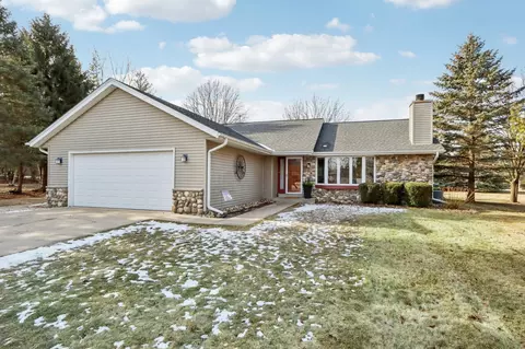 w236s5271 Teal, Waukesha, WI 53189