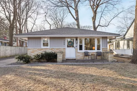 738 Garfield, Oconomowoc, WI 53066