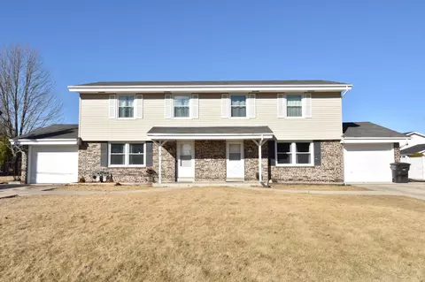 8528 W Forest Hl, Franklin, WI 53132