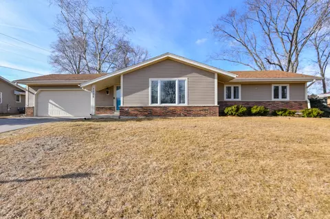 7025 N 97th, Milwaukee, WI 53224