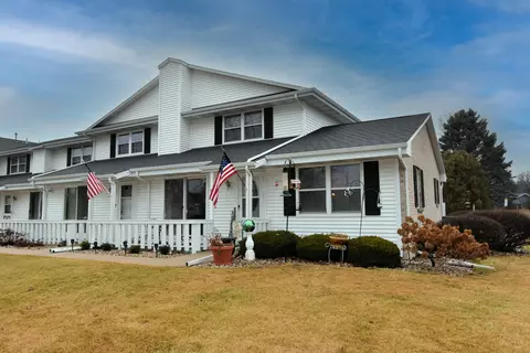 628 Westbury #6, Delavan, WI 53115
