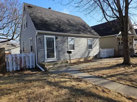 2354 S 66th, West Allis, WI 53219
