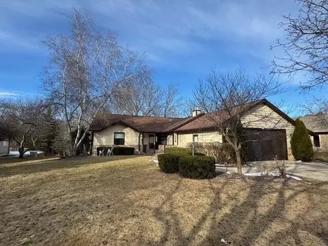 180 Monica, Burlington, WI 53105