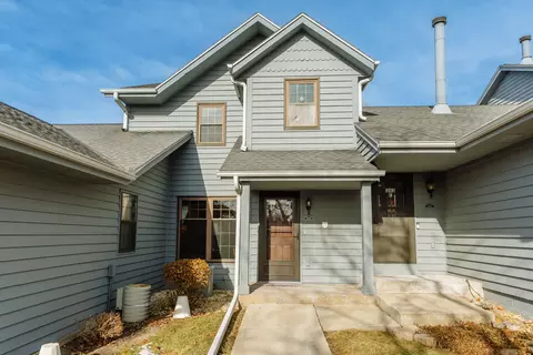 343 Lexington #B, Pewaukee, WI 53072